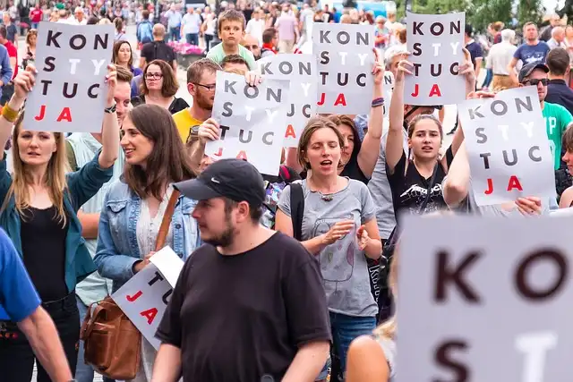LGBTQ+ Rights: Political Power & Resistance Amidst Trump’s Policies