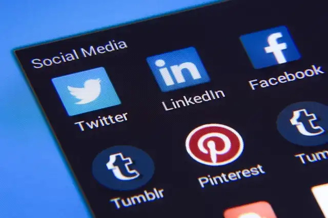First Amendment: Free Speech vs. Employer Policies & Social Media